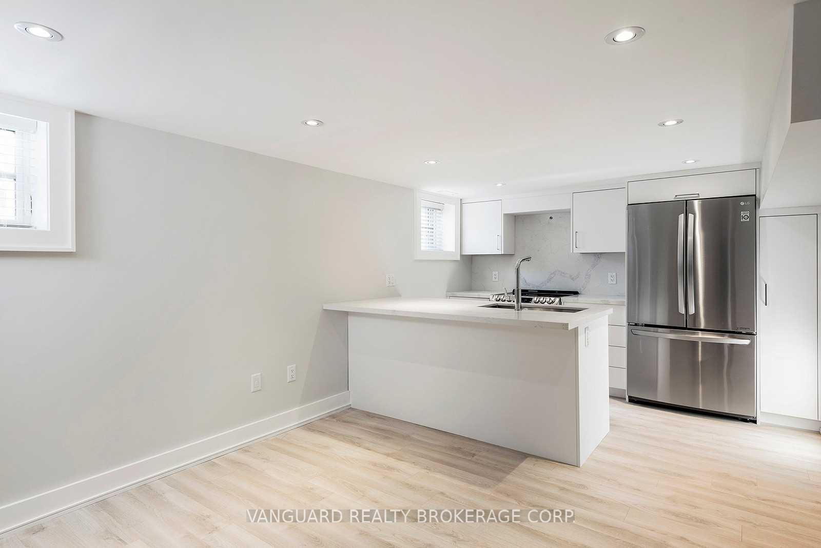 Photo 3 of Unit Basement, 187 Brooke Avenue, Toronto, Bedford Park-Nortown — HOMEH