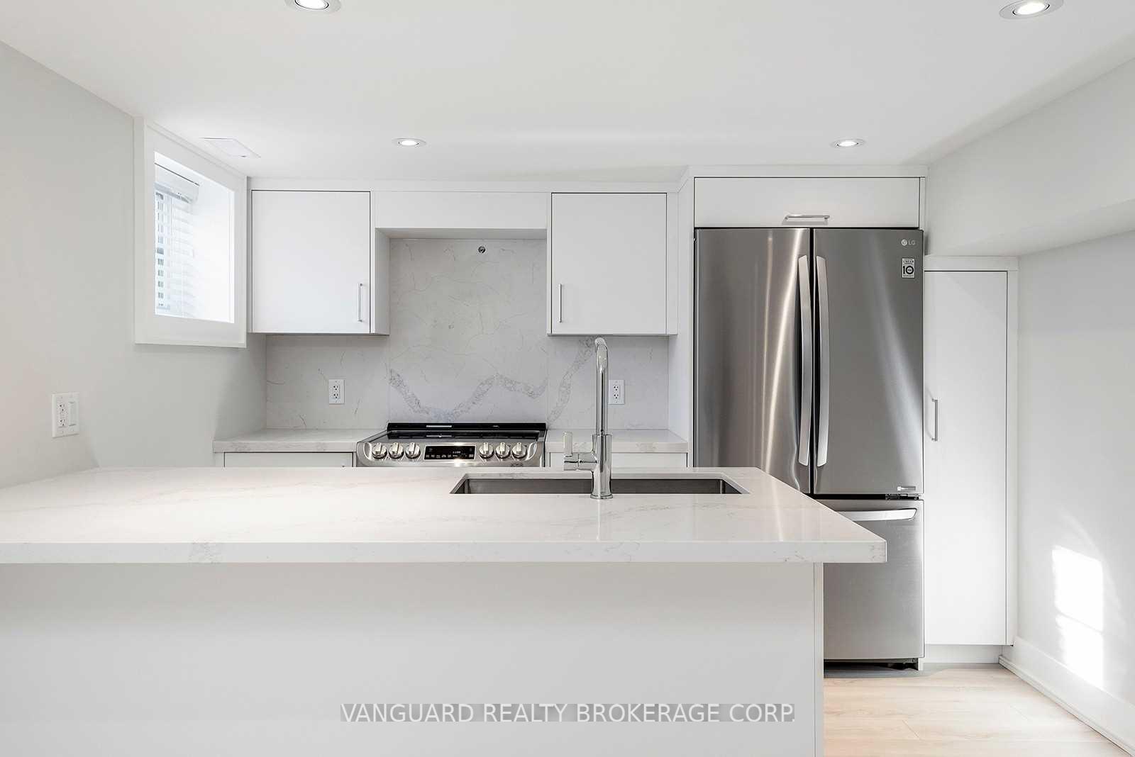 Photo 4 of Unit Basement, 187 Brooke Avenue, Toronto, Bedford Park-Nortown — HOMEH