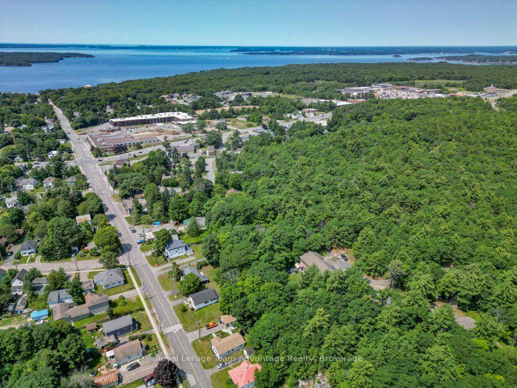 Photo 8 of 30 Hanna Road, Parry Sound — HOMEH