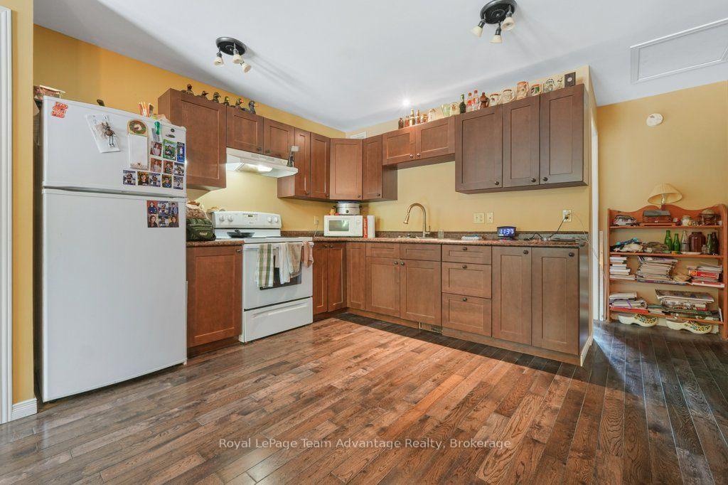 Photo 16 of 30 Hanna Road, Parry Sound — HOMEH