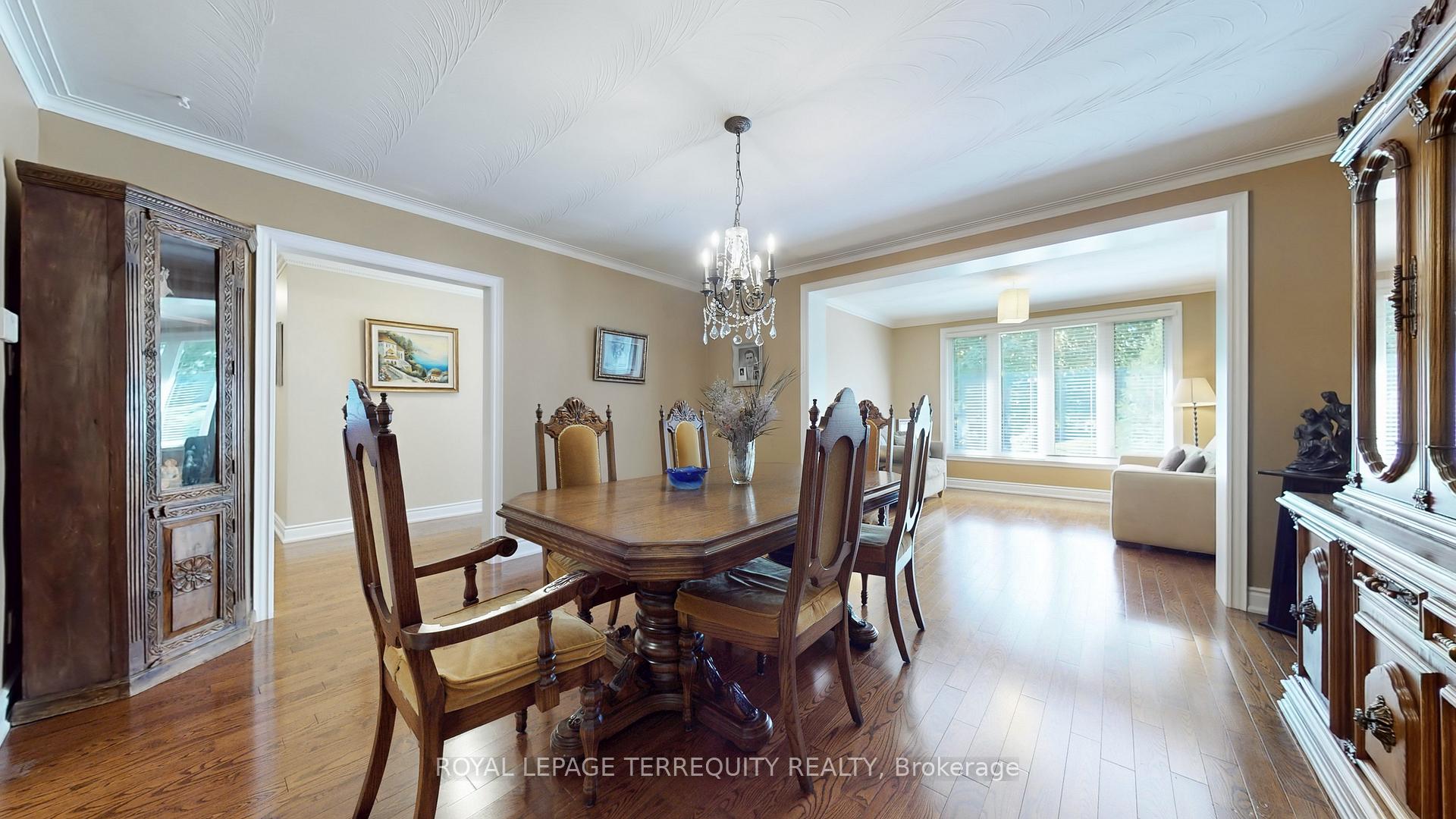 Photo 16 of 134 Hadrian Drive, Etobicoke, Elms-Old Rexdale — HOMEH
