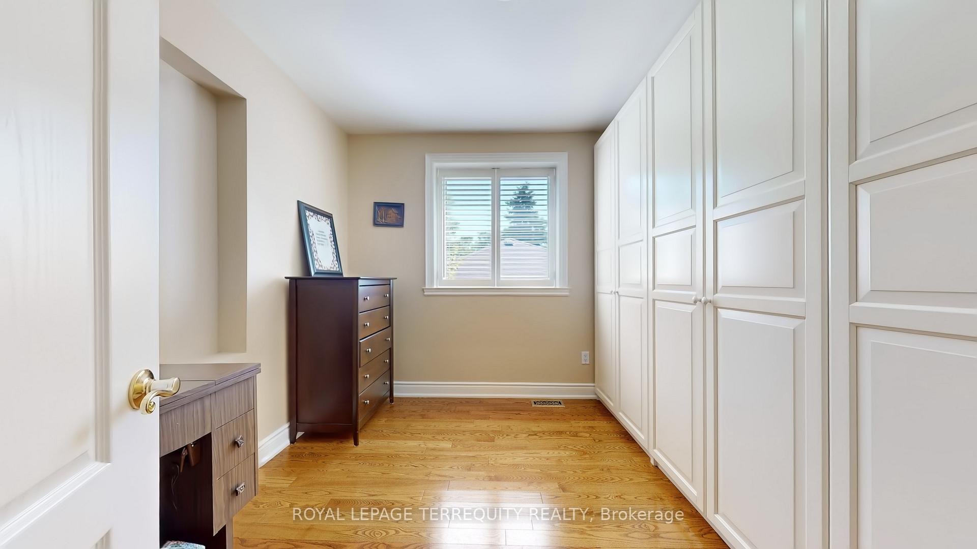 Photo 24 of 134 Hadrian Drive, Etobicoke, Elms-Old Rexdale — HOMEH