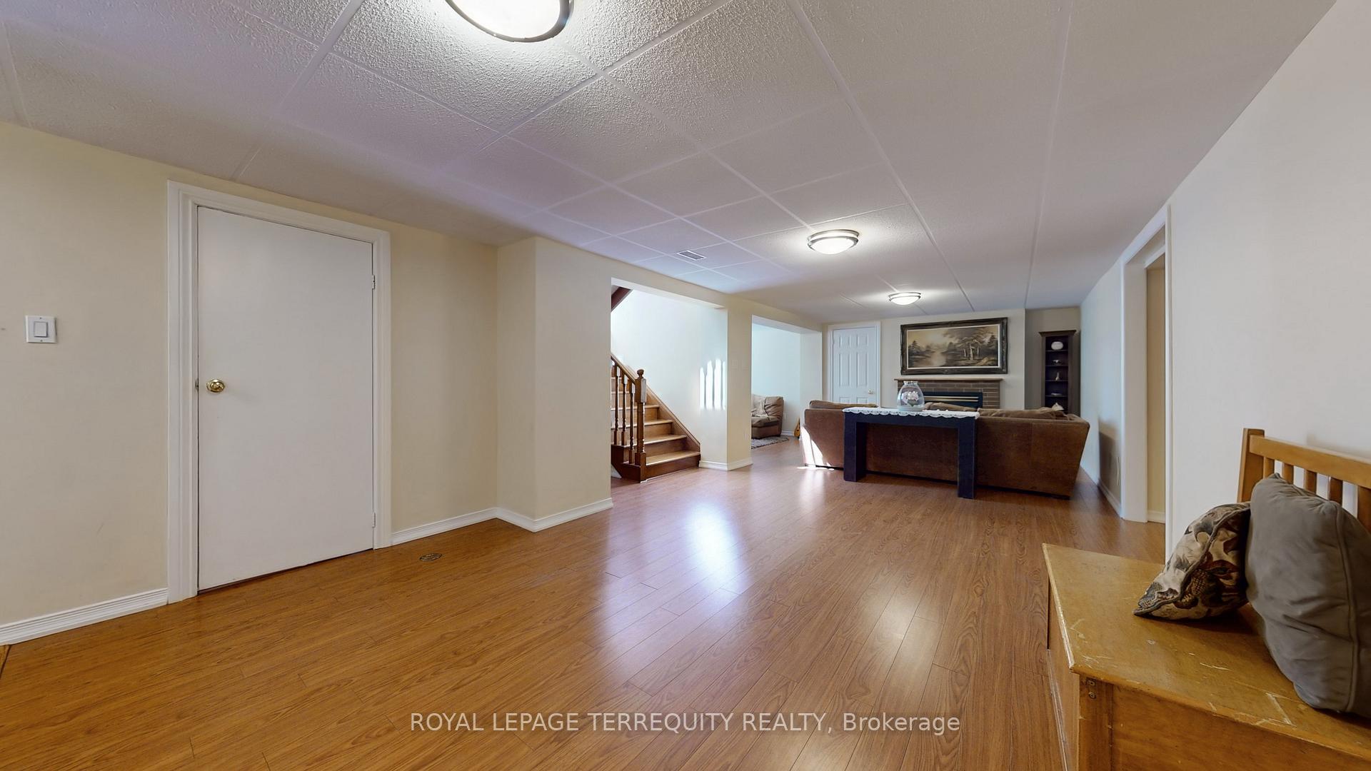 Photo 36 of 134 Hadrian Drive, Etobicoke, Elms-Old Rexdale — HOMEH