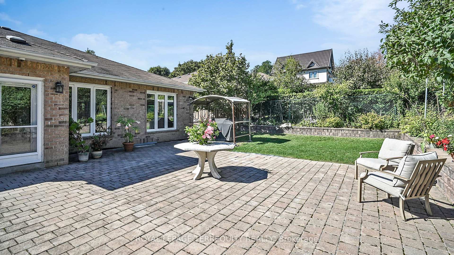 Photo 41 of 134 Hadrian Drive, Etobicoke, Elms-Old Rexdale — HOMEH
