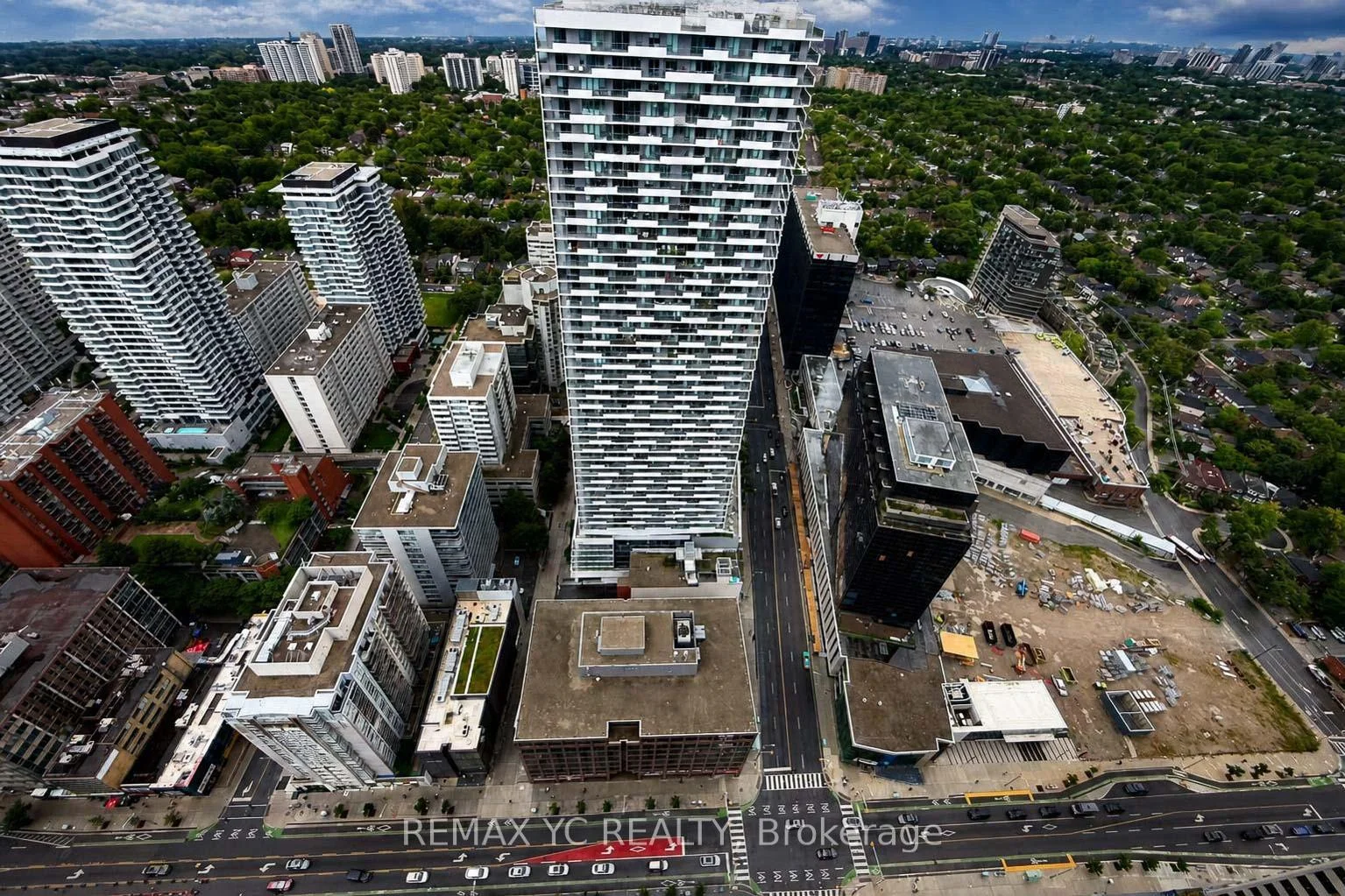 Photo 35 of Unit 4812, 8 Eglinton Avenue E, Toronto, Mount Pleasant West — HOMEH
