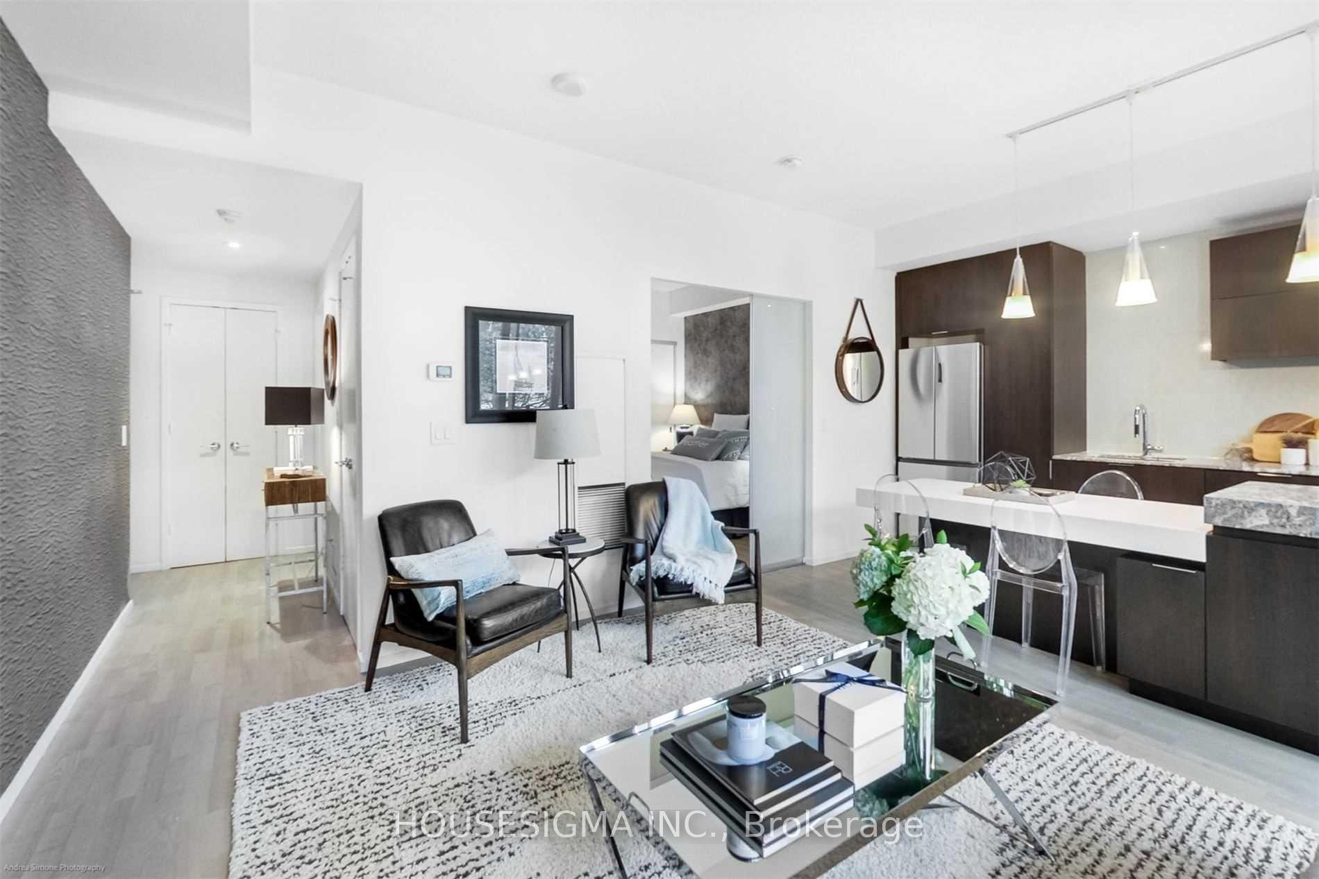 Photo 13 of Unit 305, 101 Charles Street E, Toronto, Church-Yonge Corridor — HOMEH