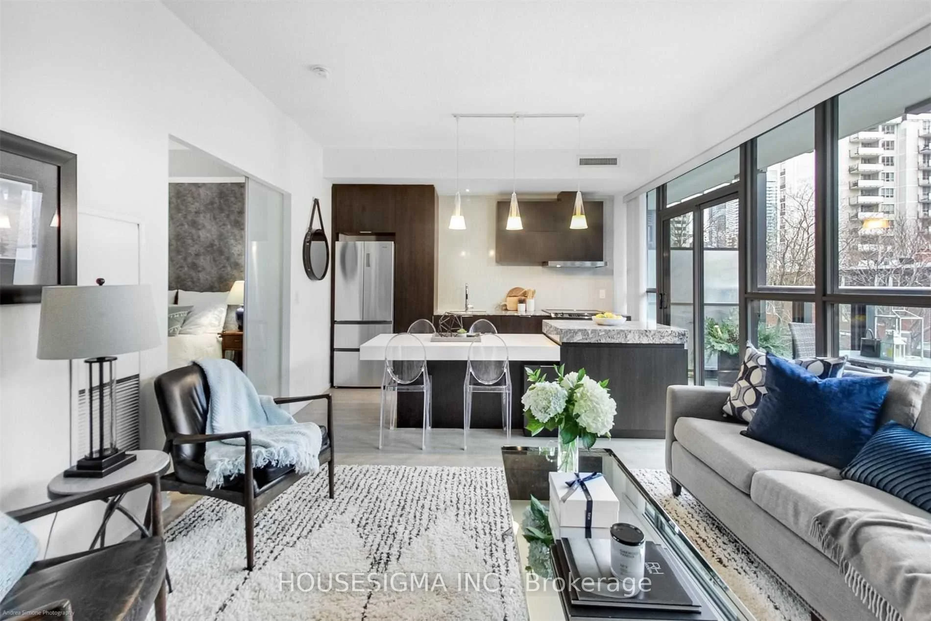 Photo 4 of Unit 305, 101 Charles Street E, Toronto, Church-Yonge Corridor — HOMEH