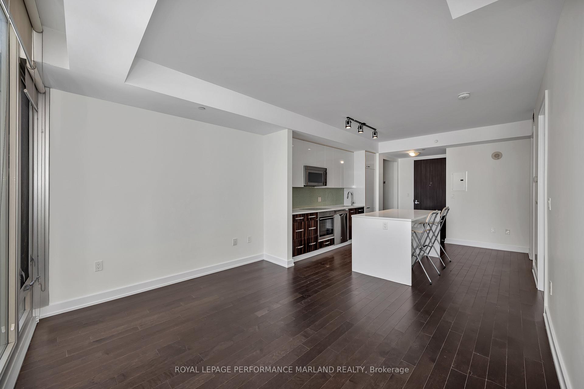 Photo 11 of Unit 606, 111 Champagne Avenue S, Ottawa, West Centre Town — HOMEH