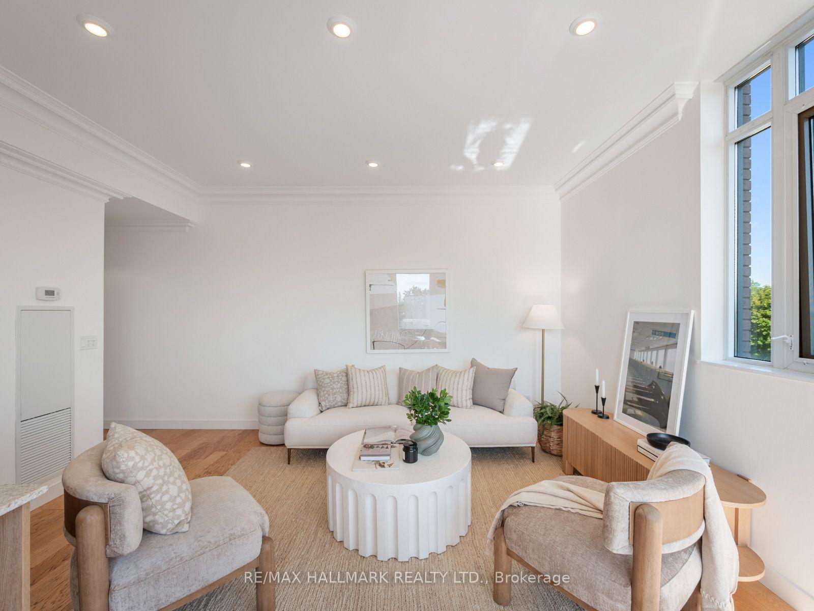 Photo 13 of Unit 414, 2055 Danforth Avenue, Toronto, Woodbine Corridor — HOMEH