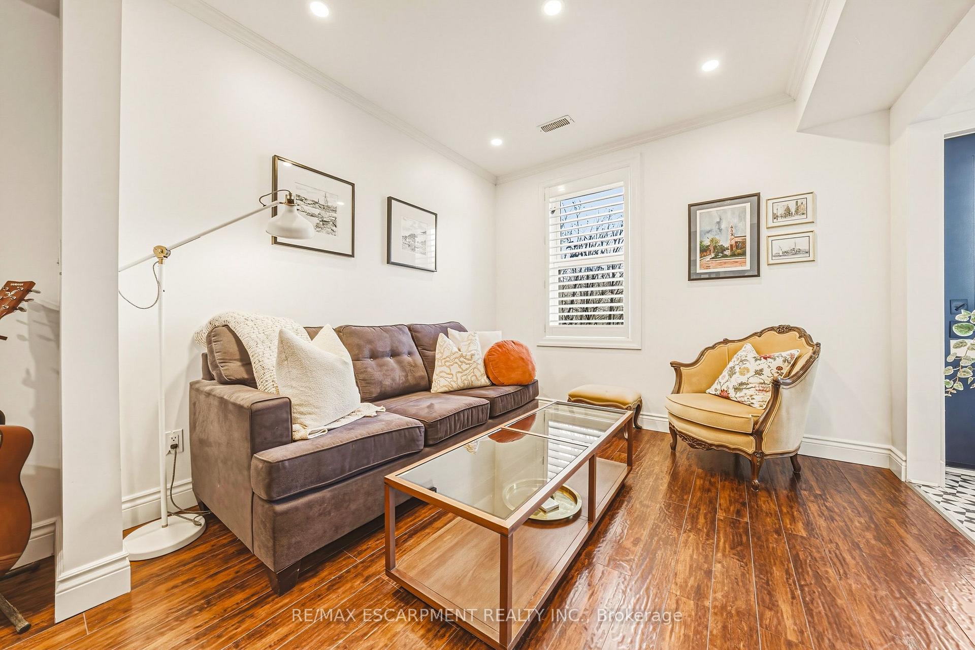 Photo 6 of 153 Elgin Street, Hamilton, Beasley — HOMEH