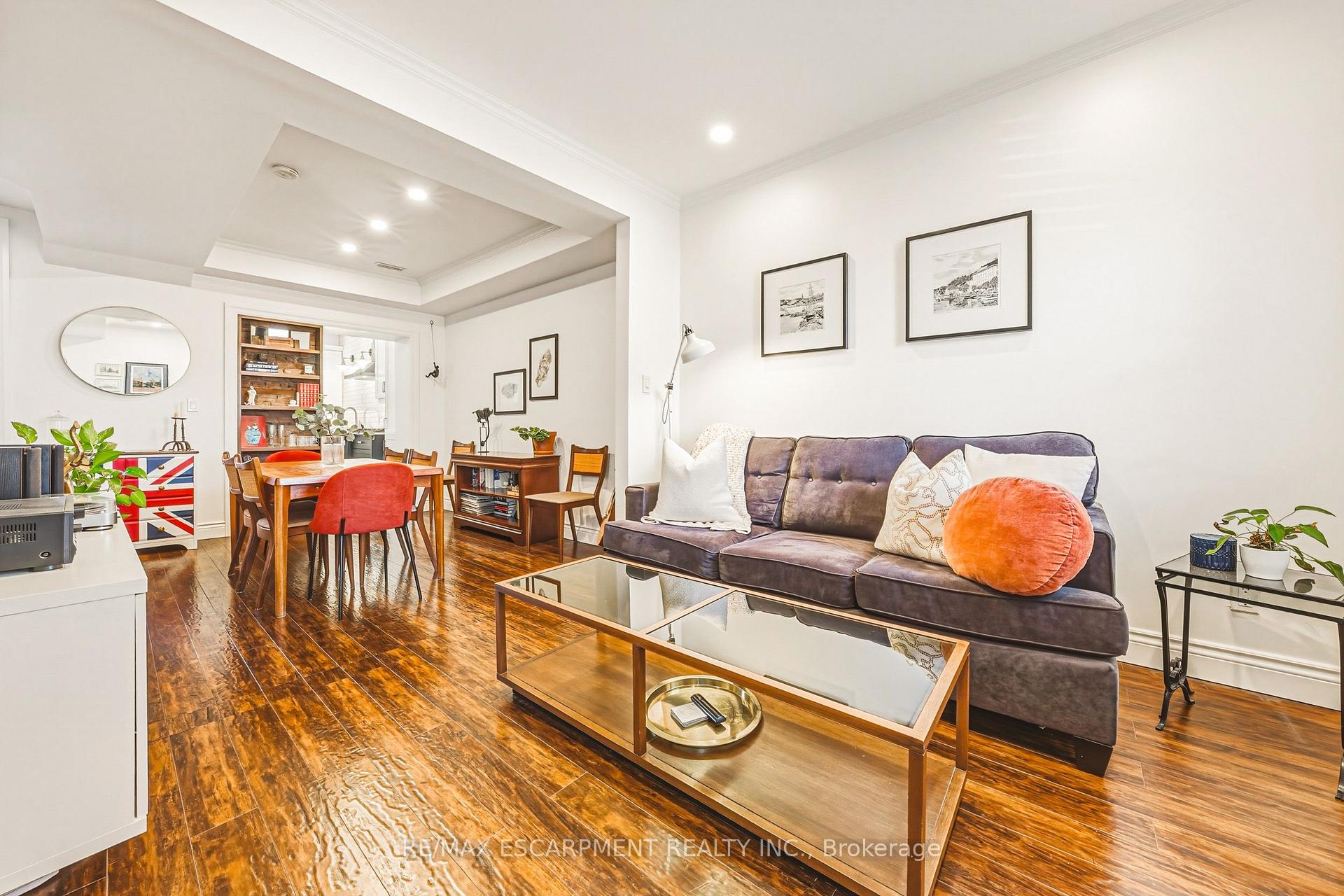 Photo 7 of 153 Elgin Street, Hamilton, Beasley — HOMEH