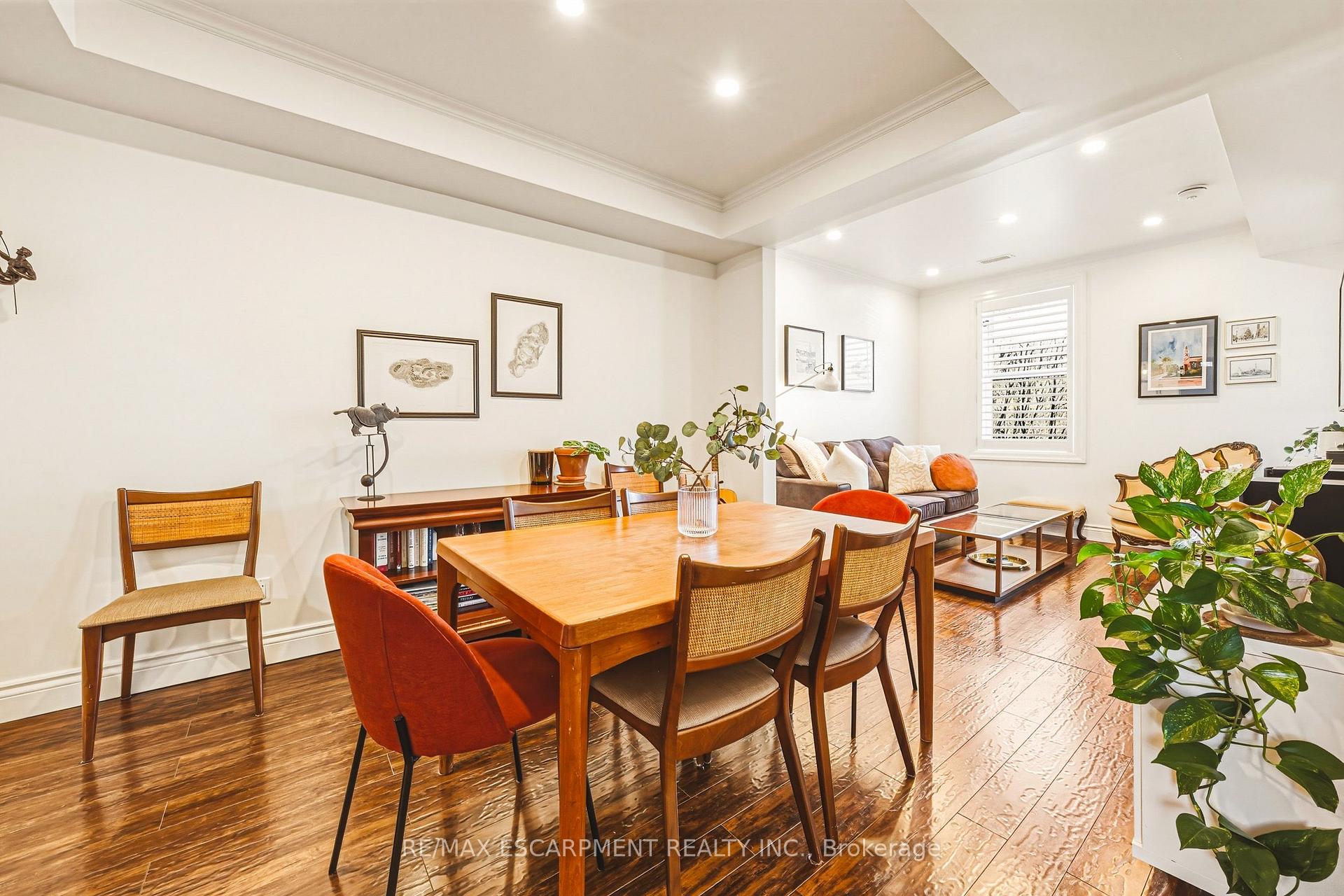 Photo 9 of 153 Elgin Street, Hamilton, Beasley — HOMEH