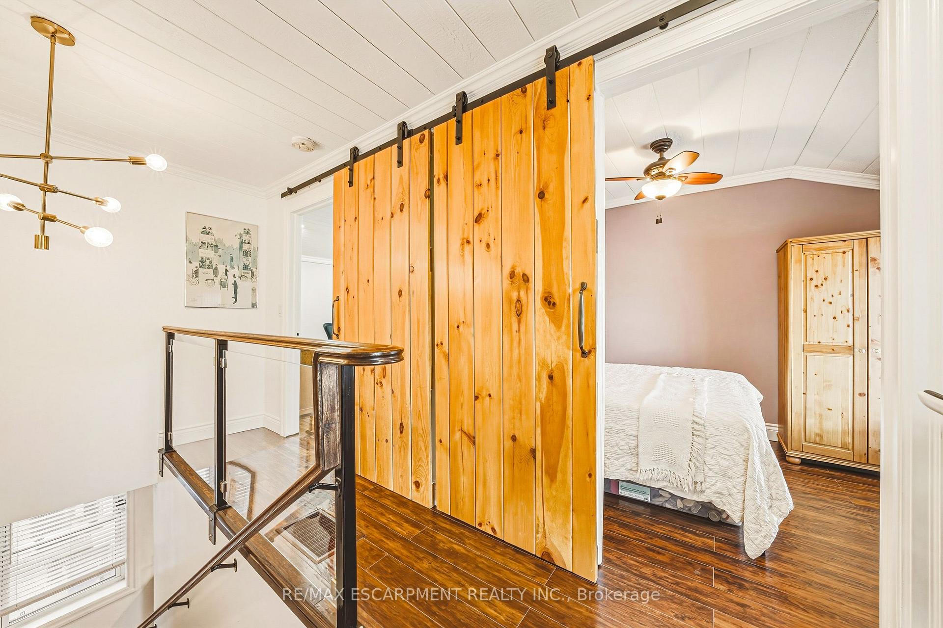 Photo 23 of 153 Elgin Street, Hamilton, Beasley — HOMEH
