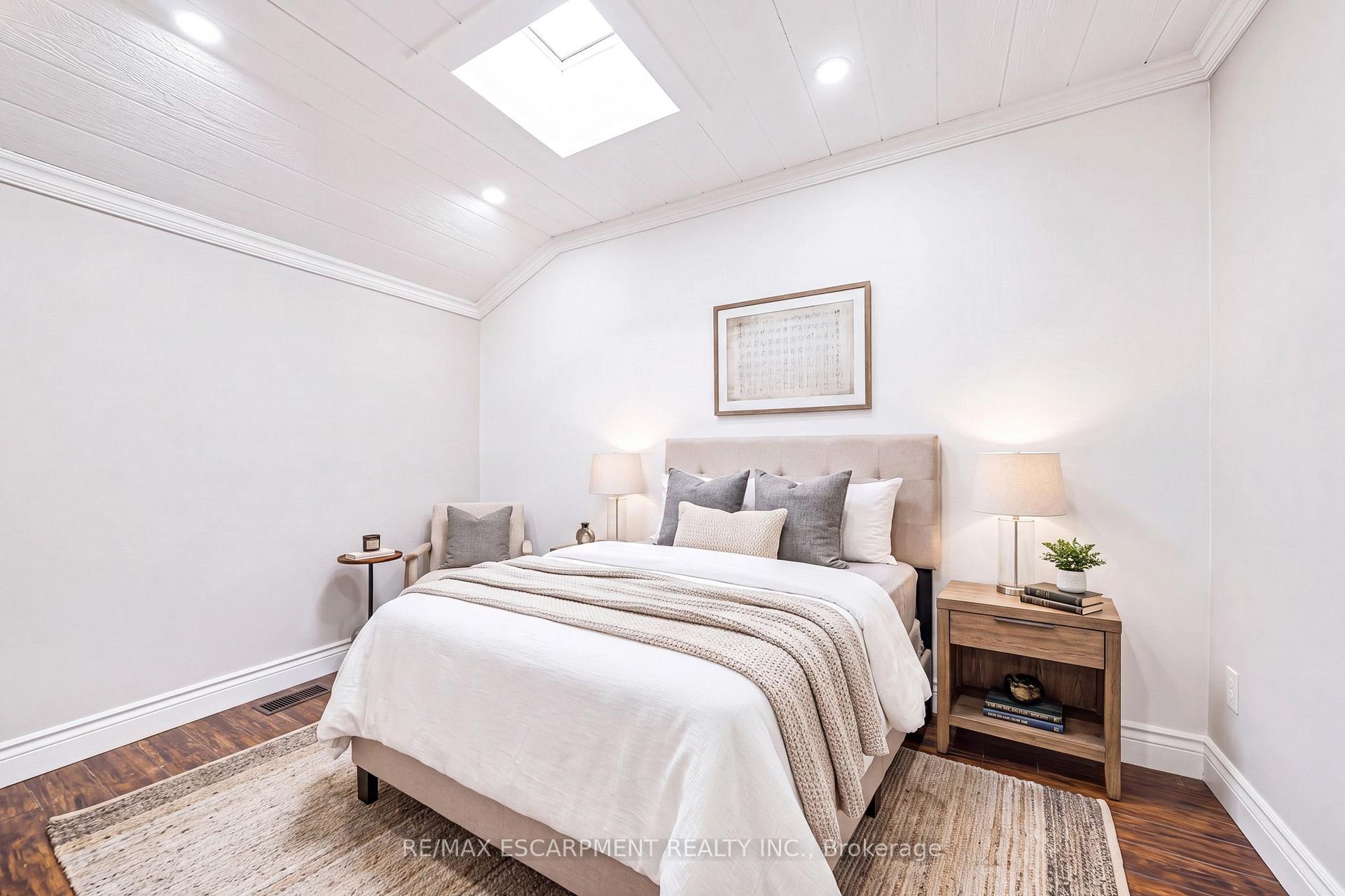 Photo 27 of 153 Elgin Street, Hamilton, Beasley — HOMEH