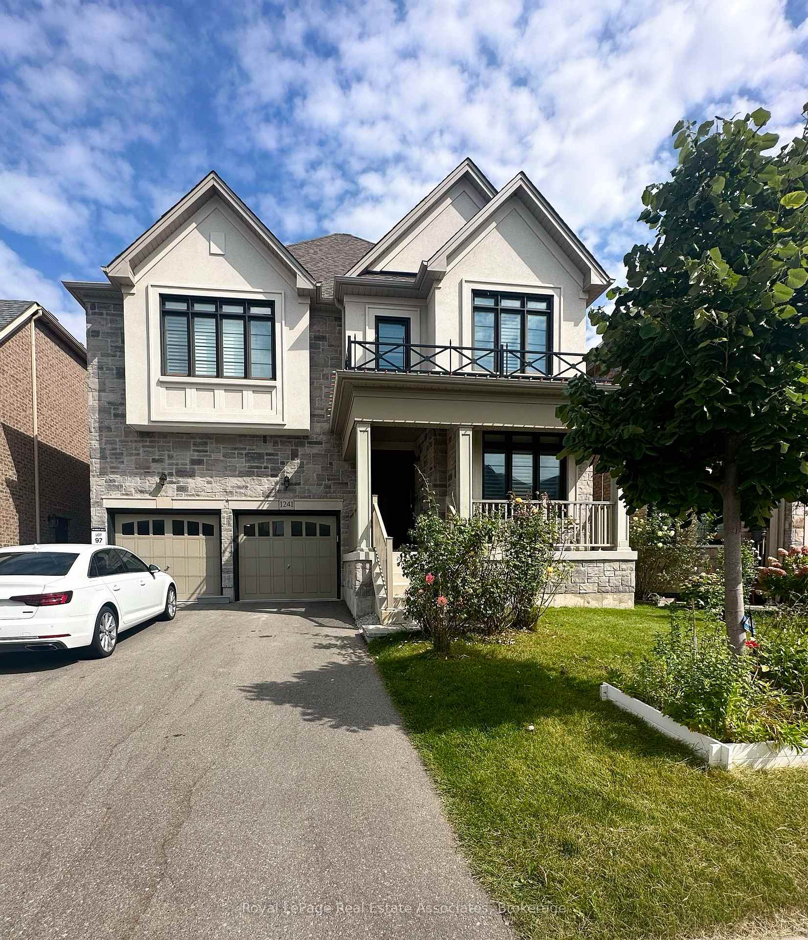 Photo 1 of 1241 Raspberry Terrace, Milton, Ford — HOMEH