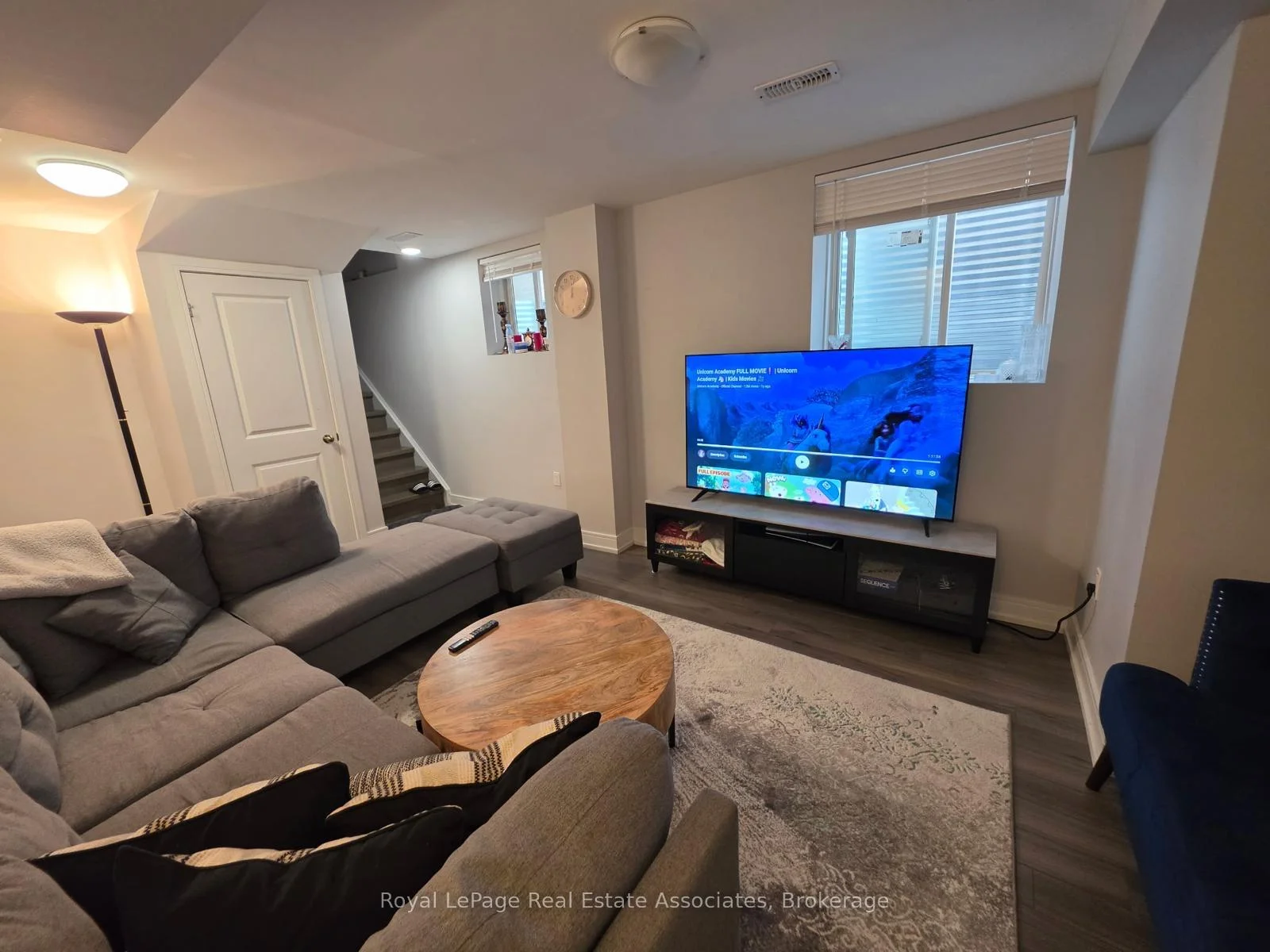 Photo 3 of 1241 Raspberry Terrace, Milton, Ford — HOMEH