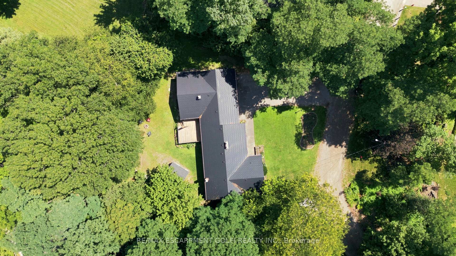 Photo 6 of 5 Hatfield Place, Hamilton, Dundas — HOMEH