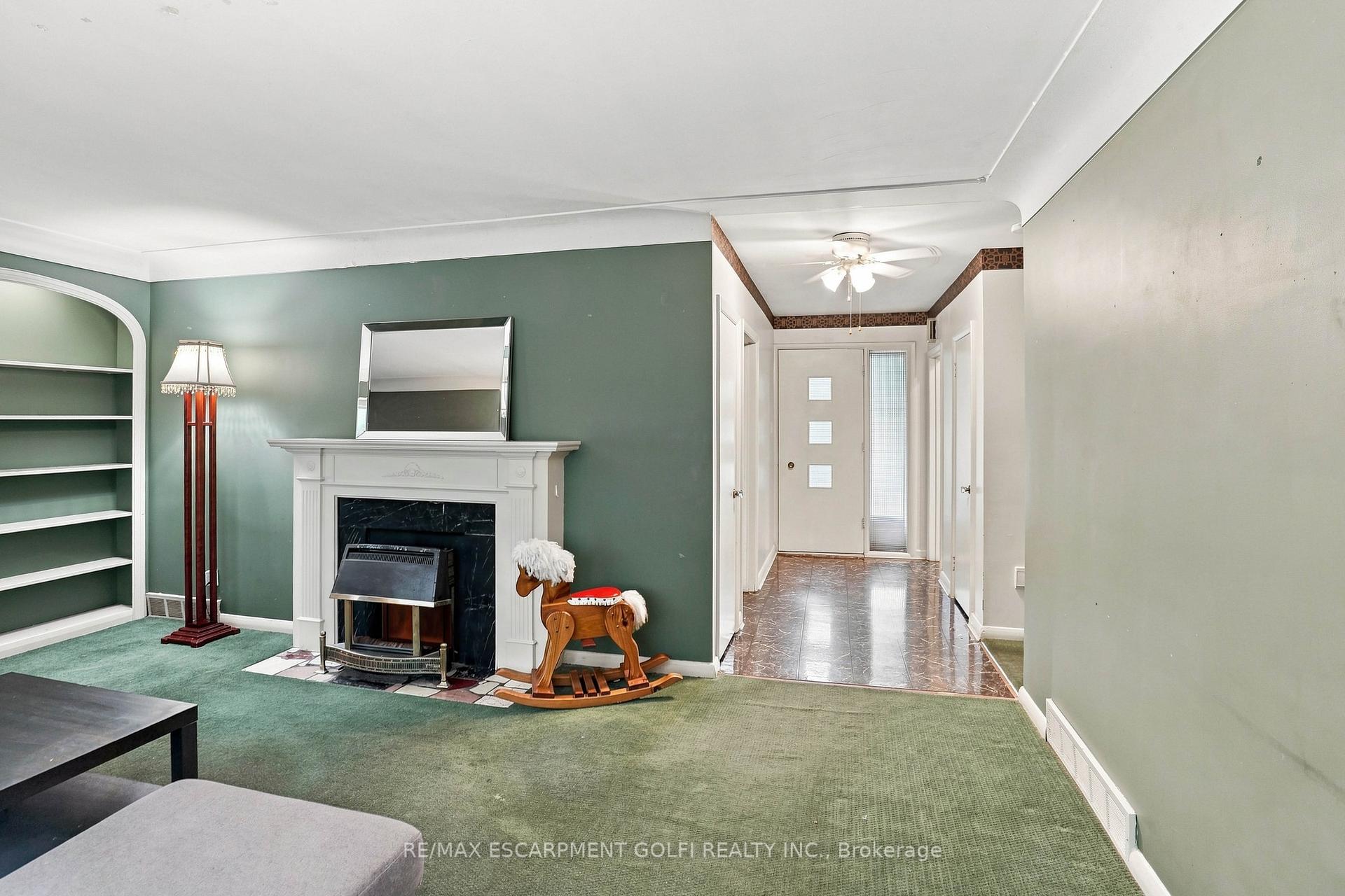 Photo 13 of 5 Hatfield Place, Hamilton, Dundas — HOMEH