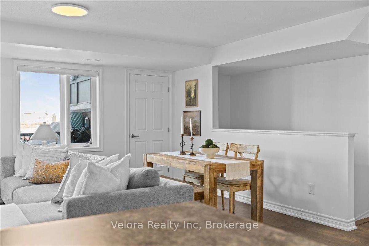 Photo 5 of 78 Lyrid Private, Ottawa, Barrhaven - Half Moon Bay — HOMEH