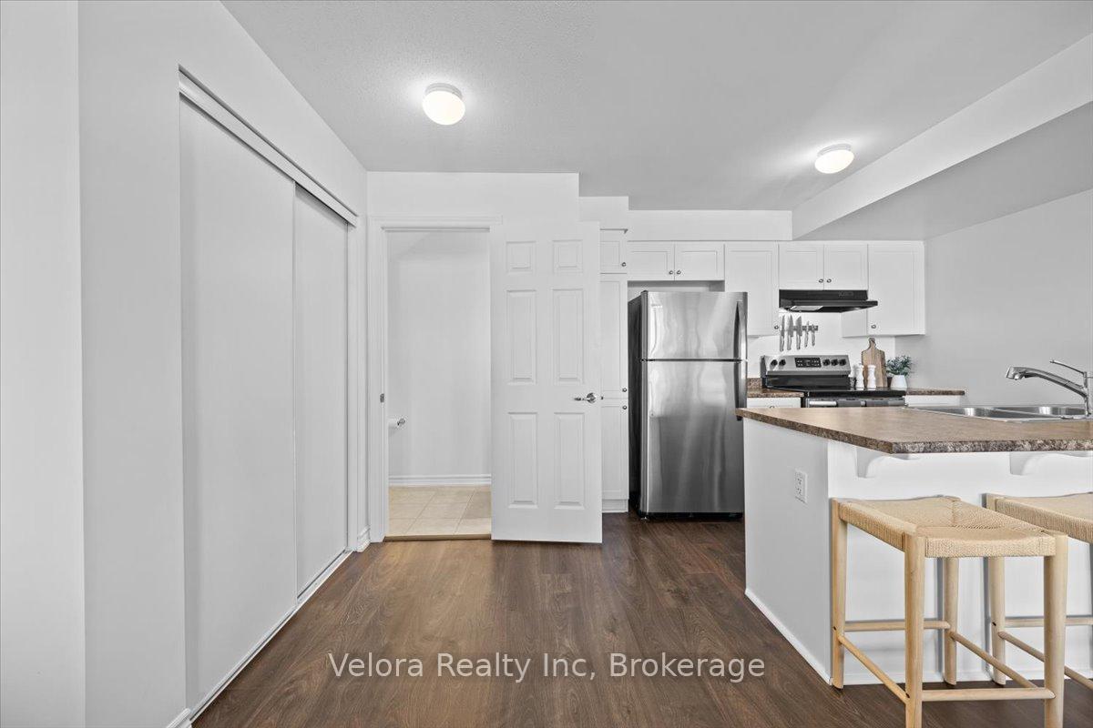Photo 16 of 78 Lyrid Private, Ottawa, Barrhaven - Half Moon Bay — HOMEH