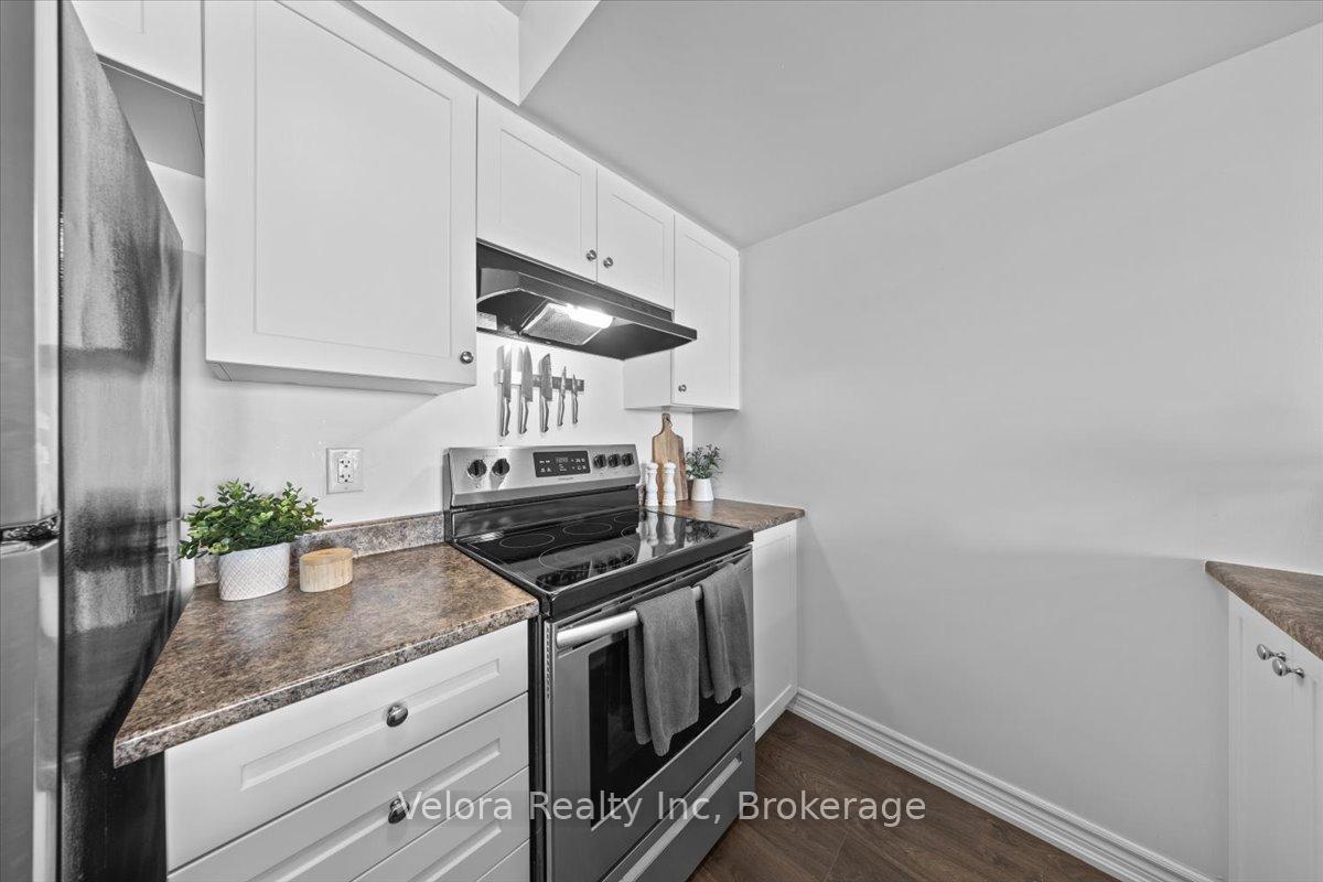 Photo 19 of 78 Lyrid Private, Ottawa, Barrhaven - Half Moon Bay — HOMEH