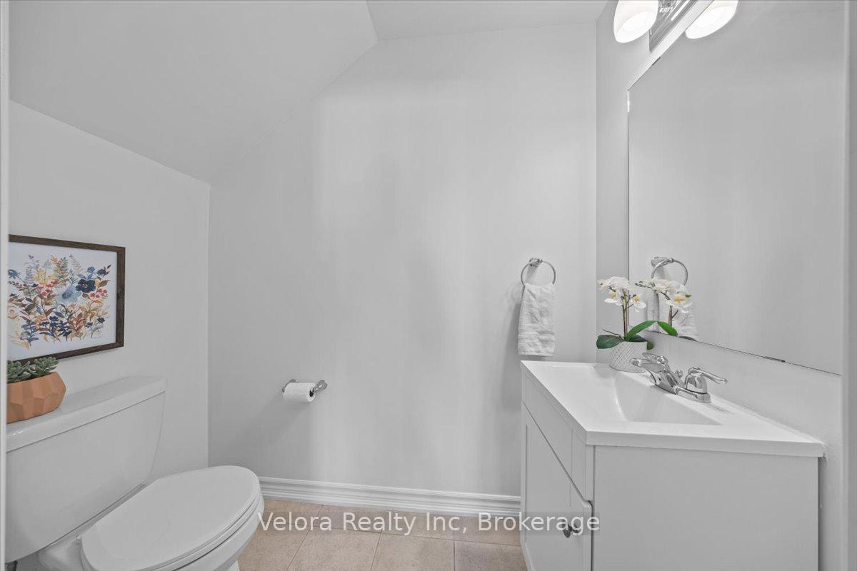 Photo 22 of 78 Lyrid Private, Ottawa, Barrhaven - Half Moon Bay — HOMEH