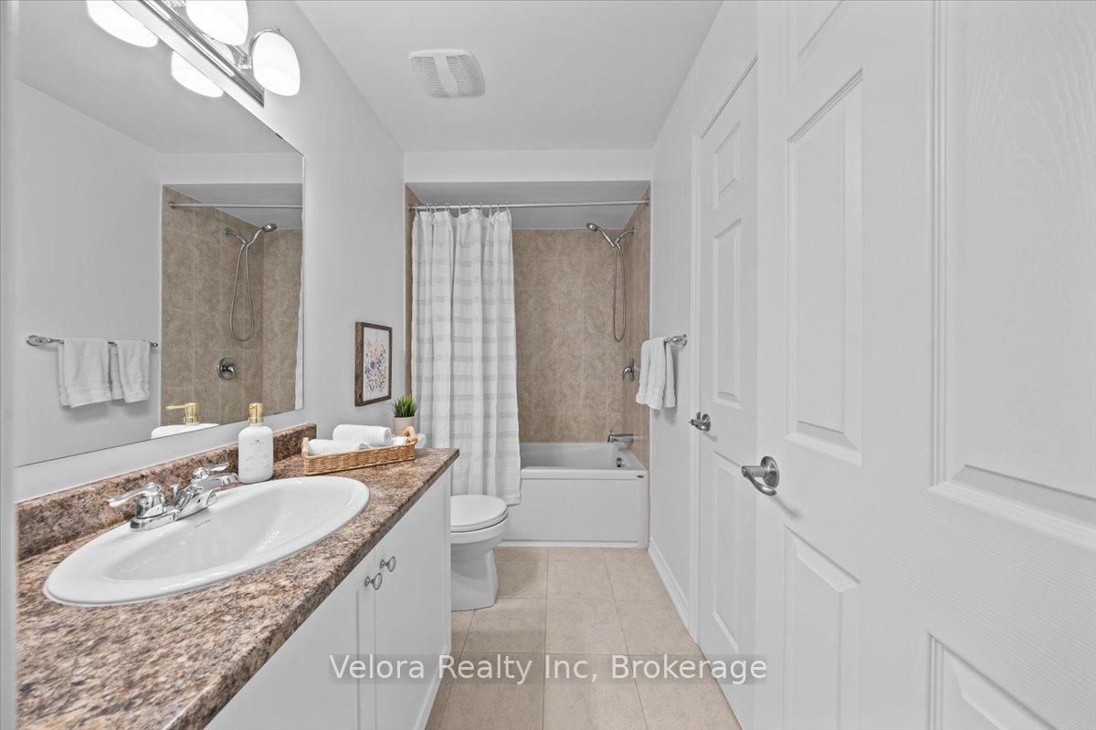 Photo 30 of 78 Lyrid Private, Ottawa, Barrhaven - Half Moon Bay — HOMEH