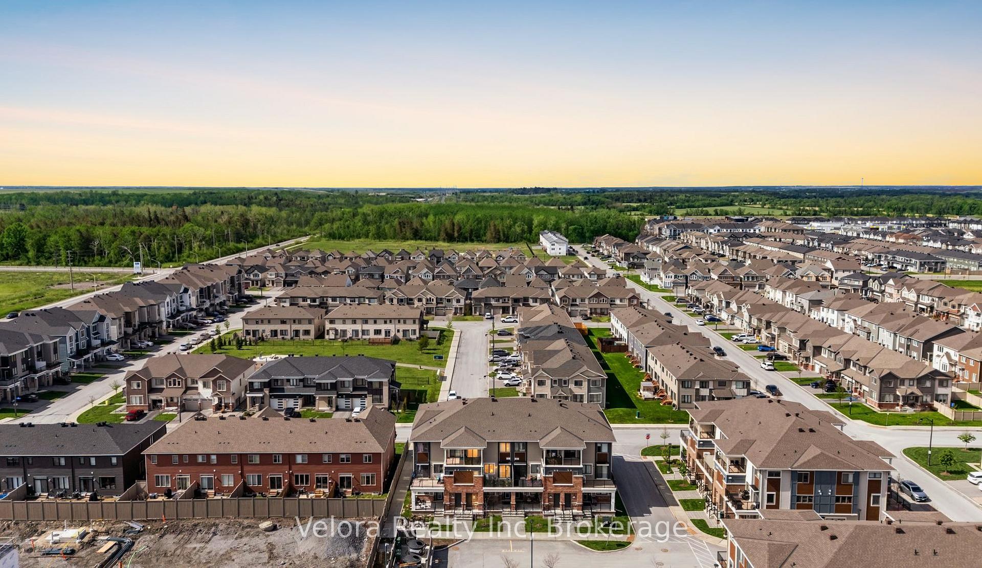 Photo 37 of 78 Lyrid Private, Ottawa, Barrhaven - Half Moon Bay — HOMEH