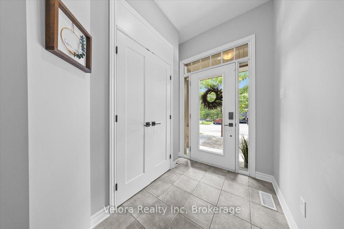 Photo 4 of 424 Warmstone Drive, Ottawa, Stittsville (North) — HOMEH