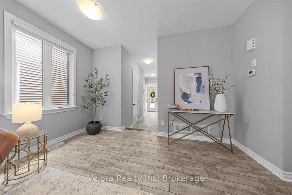Photo 6 of 424 Warmstone Drive, Ottawa, Stittsville (North) — HOMEH