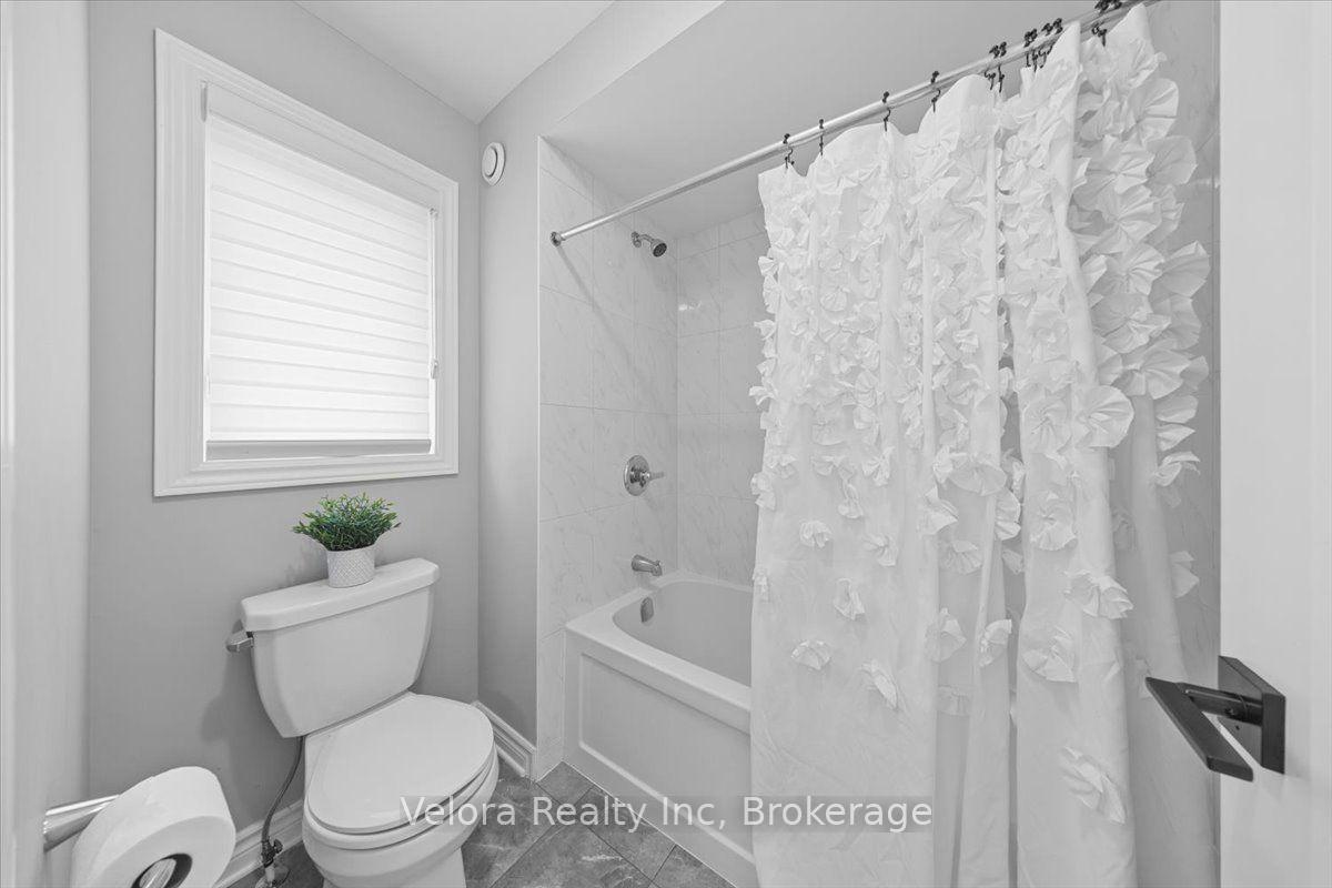 Photo 35 of 424 Warmstone Drive, Ottawa, Stittsville (North) — HOMEH