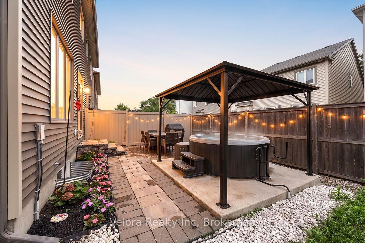 Photo 43 of 424 Warmstone Drive, Ottawa, Stittsville (North) — HOMEH