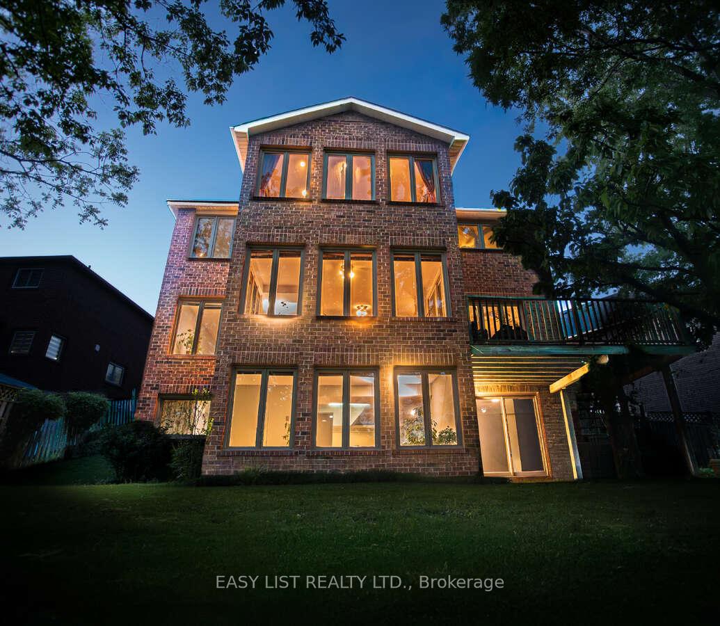 Front of 208 Anastasia Terrace