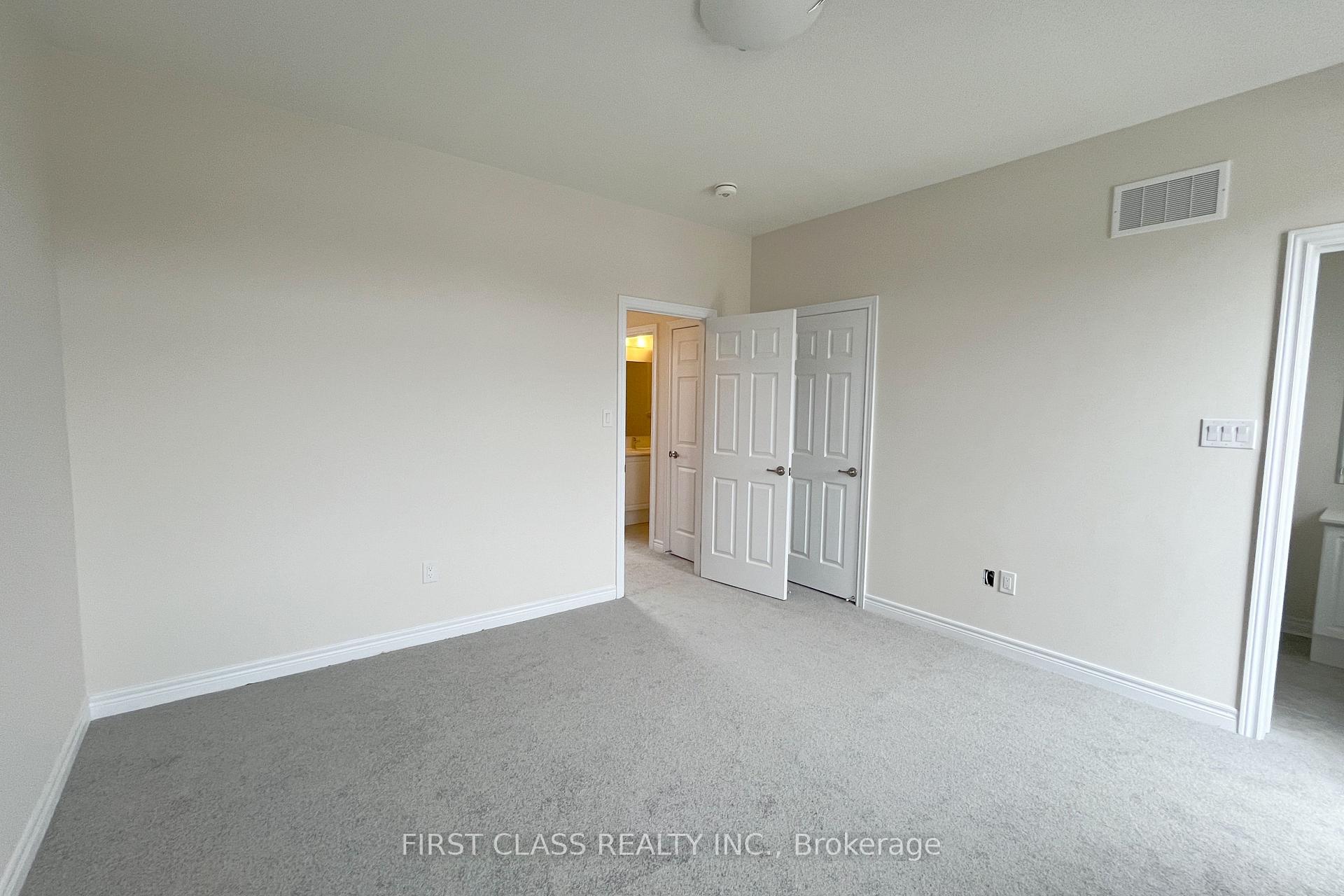 Photo 17 of 33 Mumbai Drive, Markham, Middlefield — HOMEH