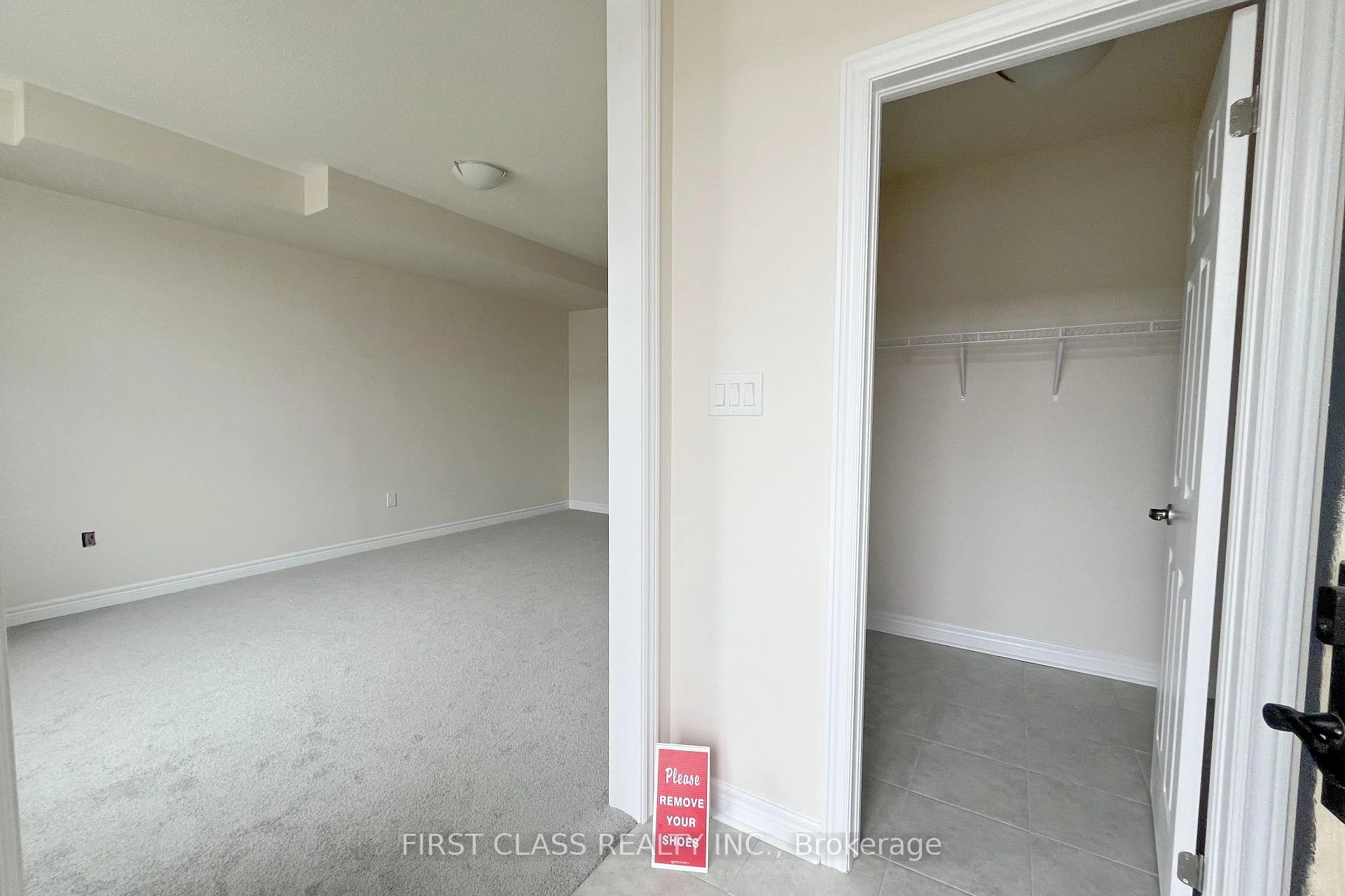 Photo 20 of 33 Mumbai Drive, Markham, Middlefield — HOMEH