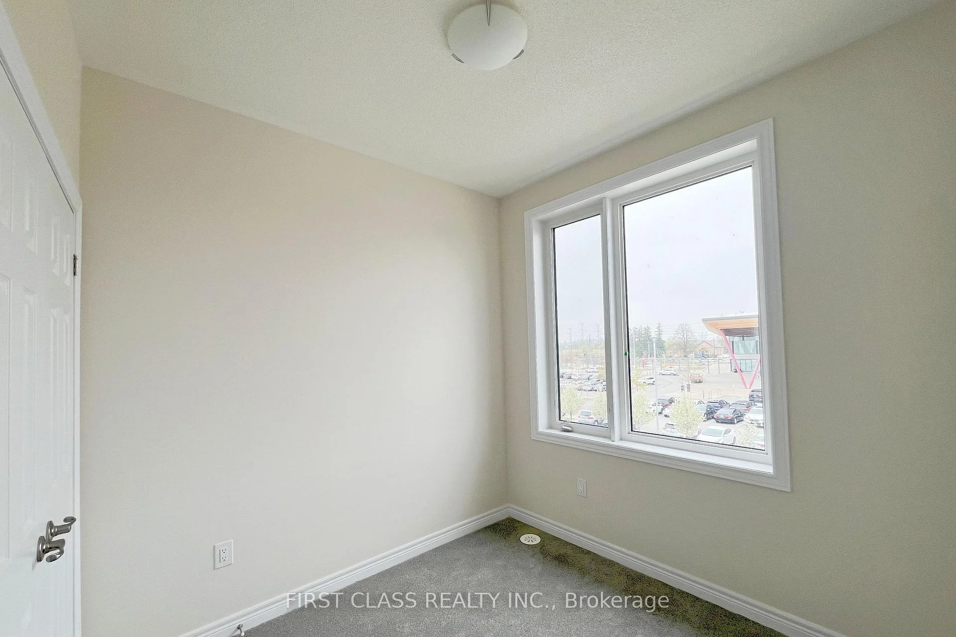 Photo 23 of 33 Mumbai Drive, Markham, Middlefield — HOMEH