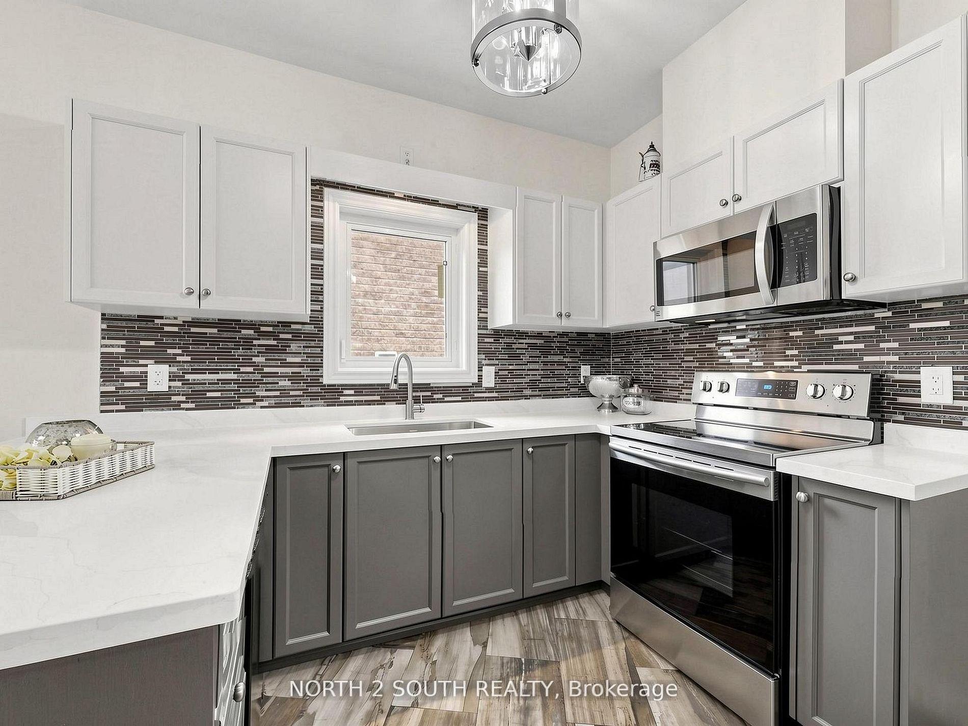 Photo 12 of 21 Black Ash Trail, Barrie, Ardagh — HOMEH
