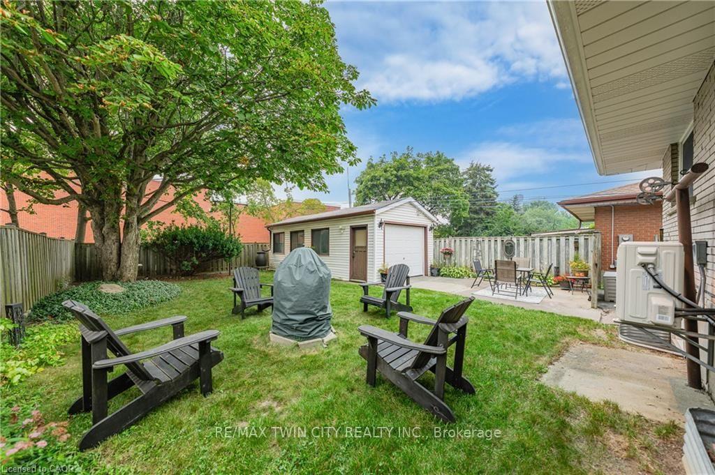 Photo 44 of 111 Kimberly Crescent, Cambridge — HOMEH