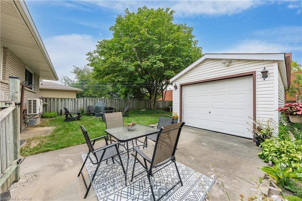 Photo 47 of 111 Kimberly Crescent, Cambridge — HOMEH