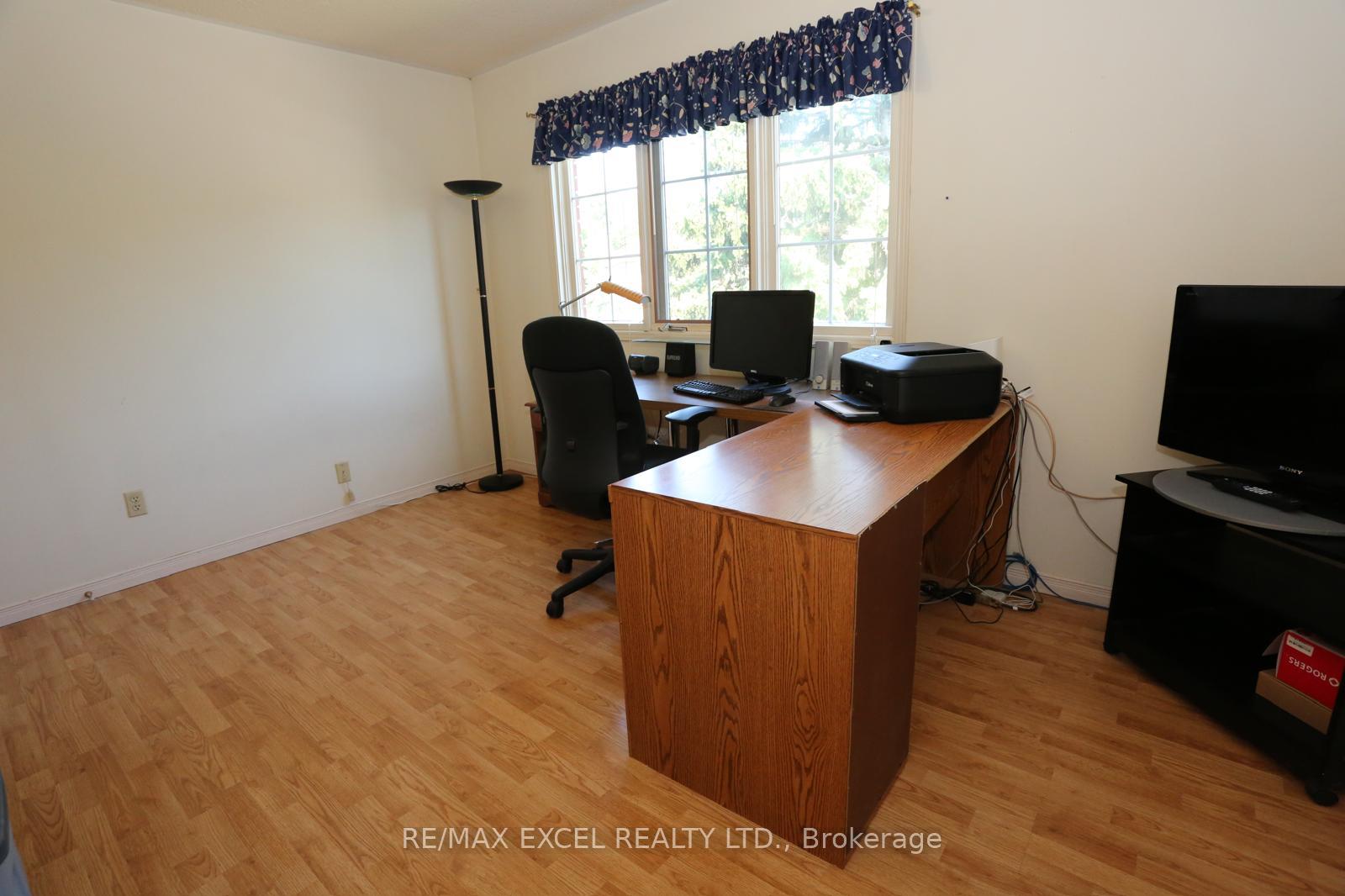Photo 14 of 93 Olivewood Drive, Markham, Middlefield — HOMEH