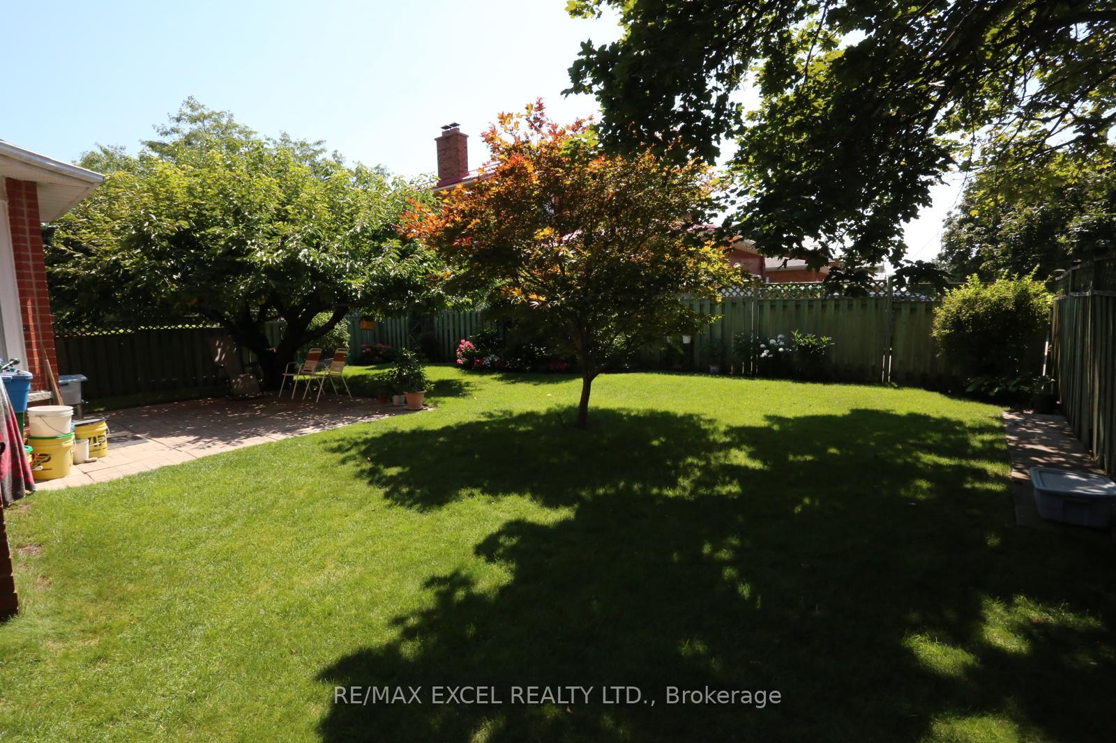 Photo 25 of 93 Olivewood Drive, Markham, Middlefield — HOMEH