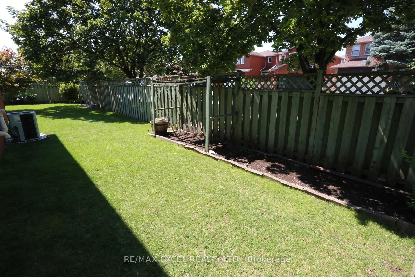 Photo 27 of 93 Olivewood Drive, Markham, Middlefield — HOMEH