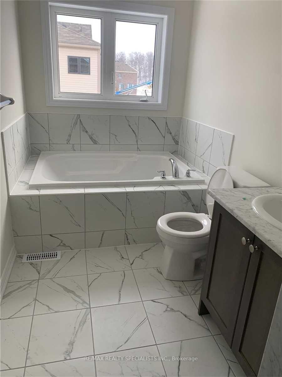 Photo 12 of 29 Gunn Avenue, Brantford, Empire — HOMEH