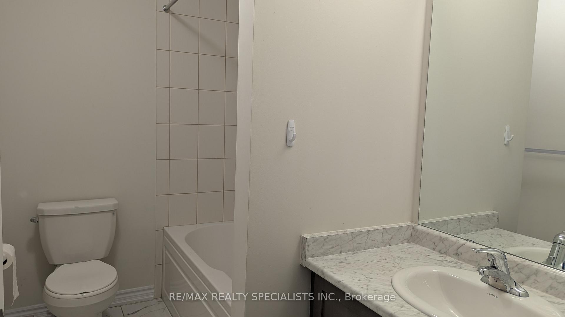 Photo 21 of 29 Gunn Avenue, Brantford, Empire — HOMEH