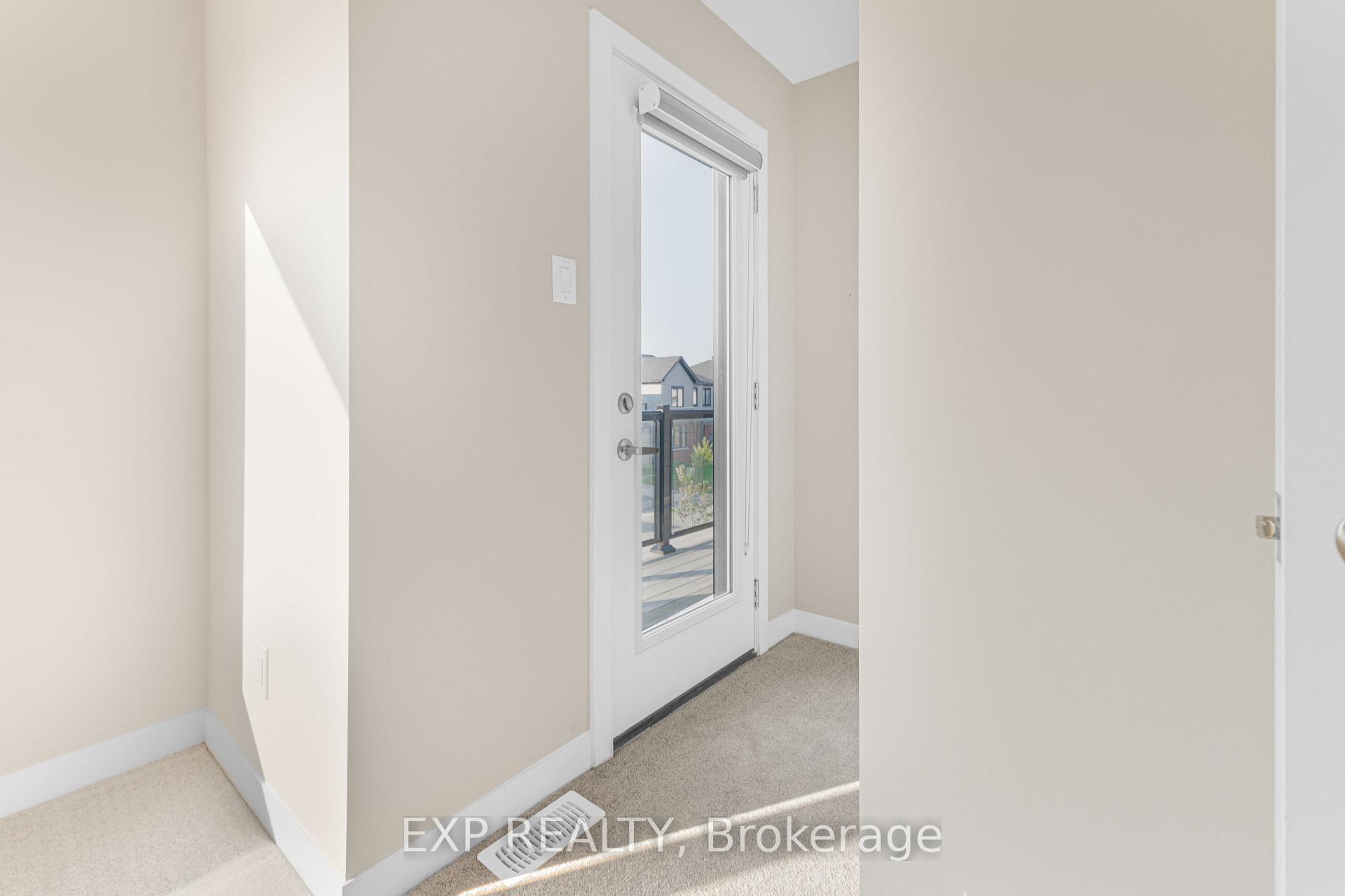 Photo 12 of 345 Peninsula Road, Ottawa, Barrhaven - Heritage Park — HOMEH