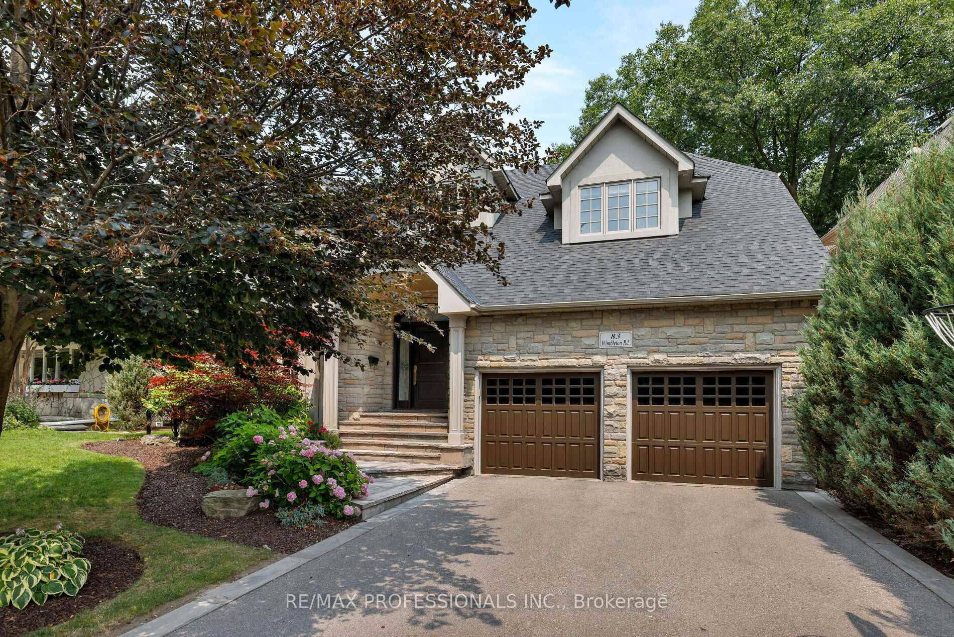 Photo 5 of 83 Wimbleton Road, Etobicoke, Edenbridge-Humber Valley — HOMEH