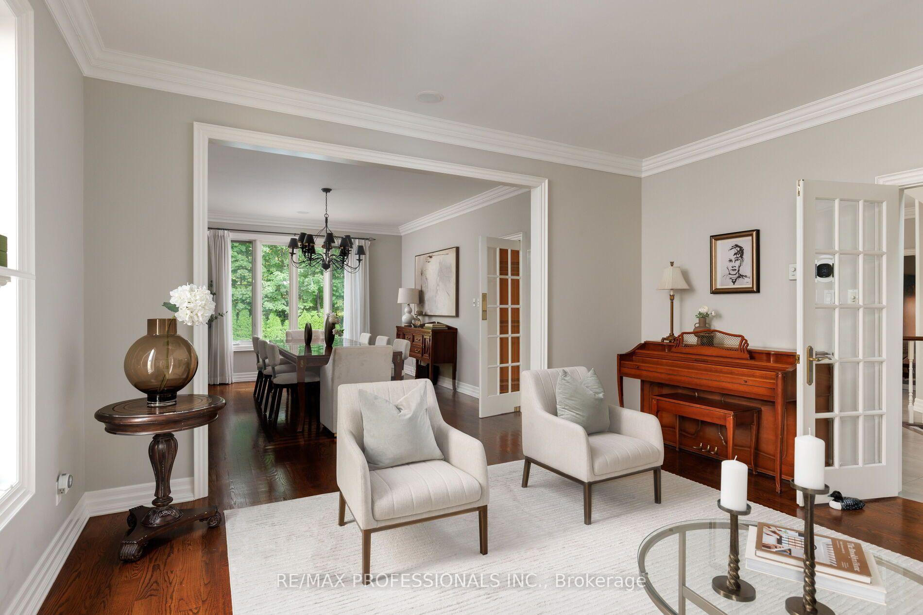 Photo 9 of 83 Wimbleton Road, Etobicoke, Edenbridge-Humber Valley — HOMEH