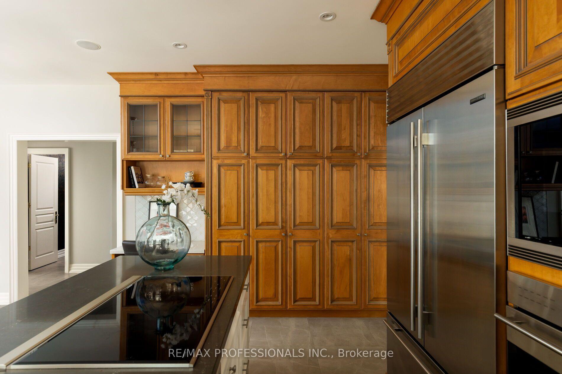 Photo 17 of 83 Wimbleton Road, Etobicoke, Edenbridge-Humber Valley — HOMEH