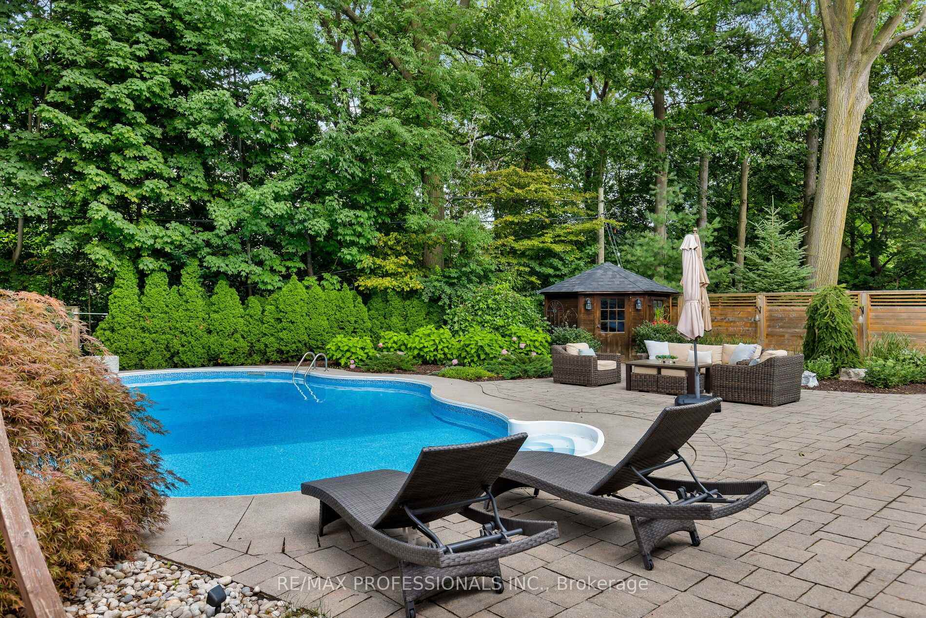 Photo 19 of 83 Wimbleton Road, Etobicoke, Edenbridge-Humber Valley — HOMEH
