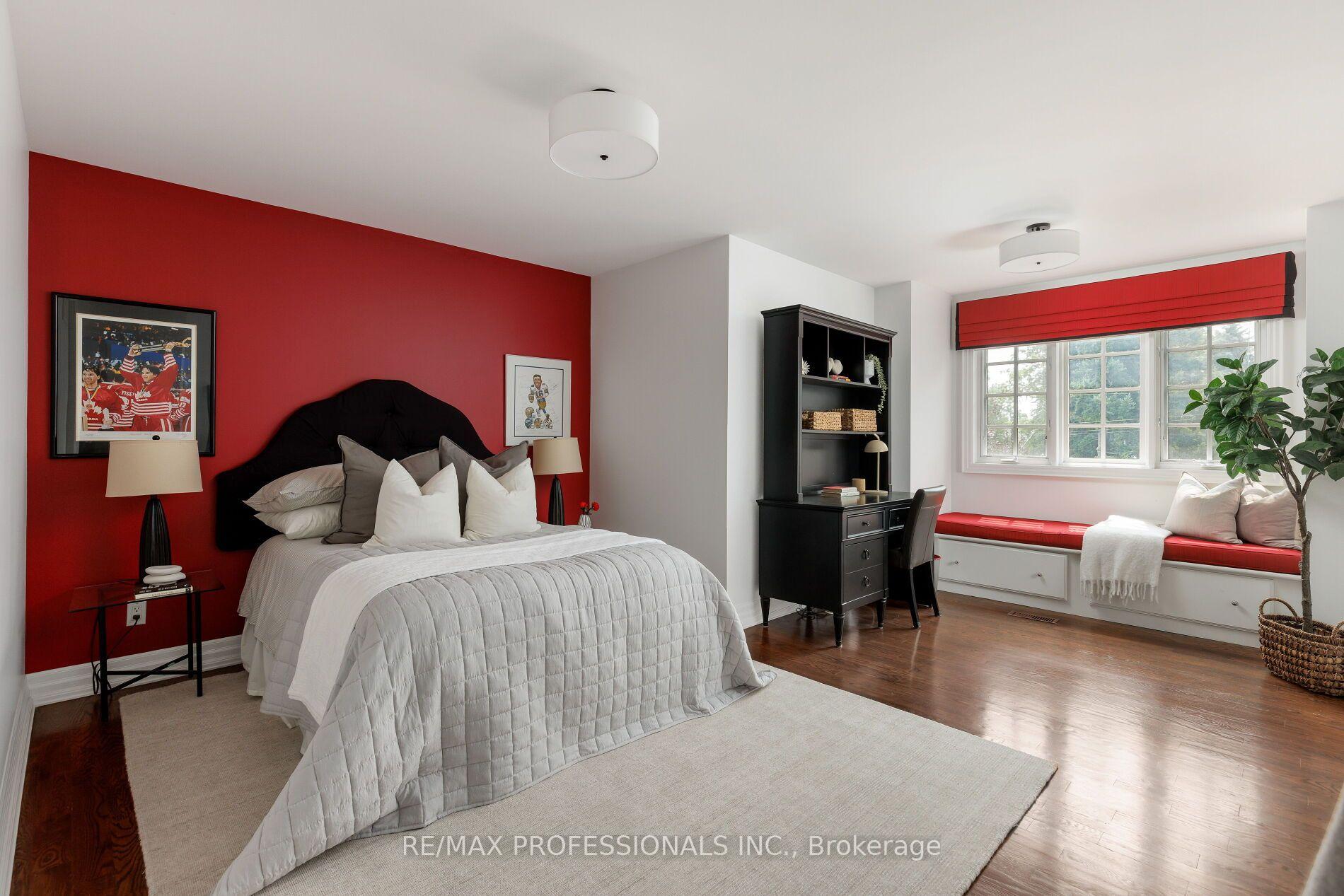 Photo 34 of 83 Wimbleton Road, Etobicoke, Edenbridge-Humber Valley — HOMEH